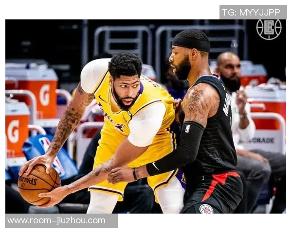 弗兰克谈库杜斯缺阵可能性本戴维斯的多重价值被低估 弗兰克谈库杜斯缺阵可能性本戴维斯的多重价值被低估