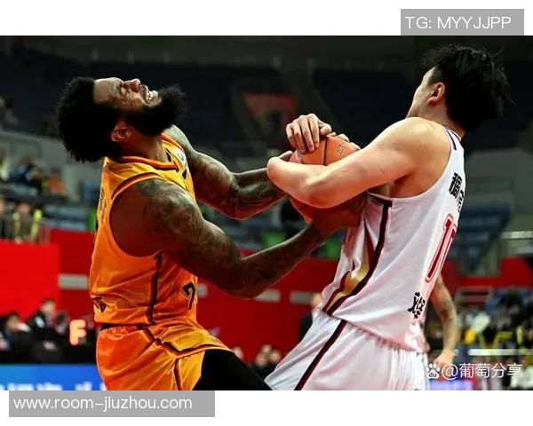 马特科维奇上半场表现惊艳五投全中贡献12分1断2帽三分球完美命中